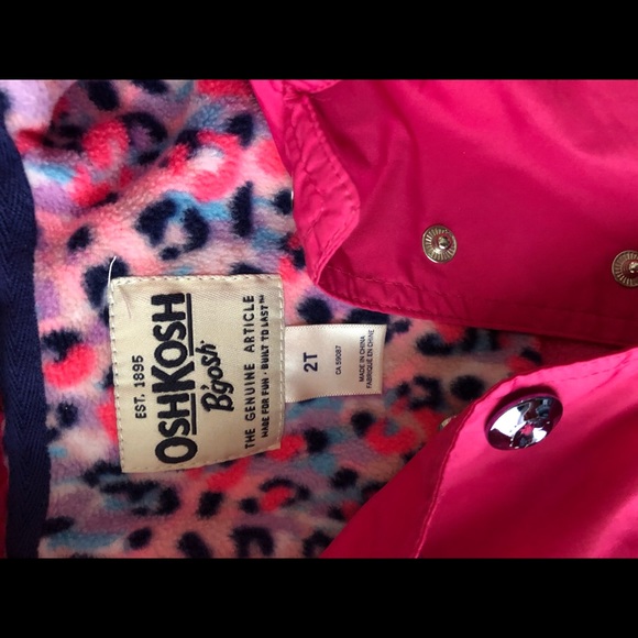 5/40 Deal Rain coat - Picture 2 of 2